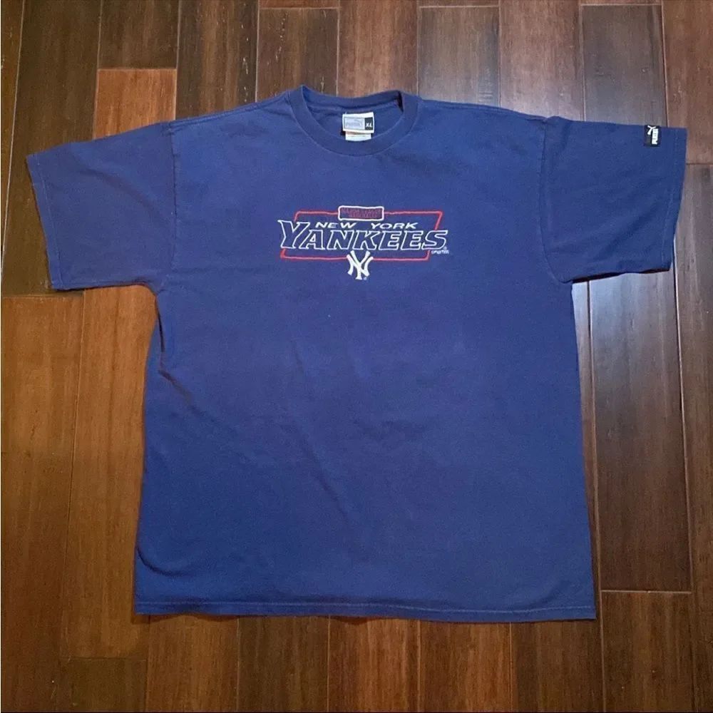 Vintage 1999 New York Yankees T-Shirt